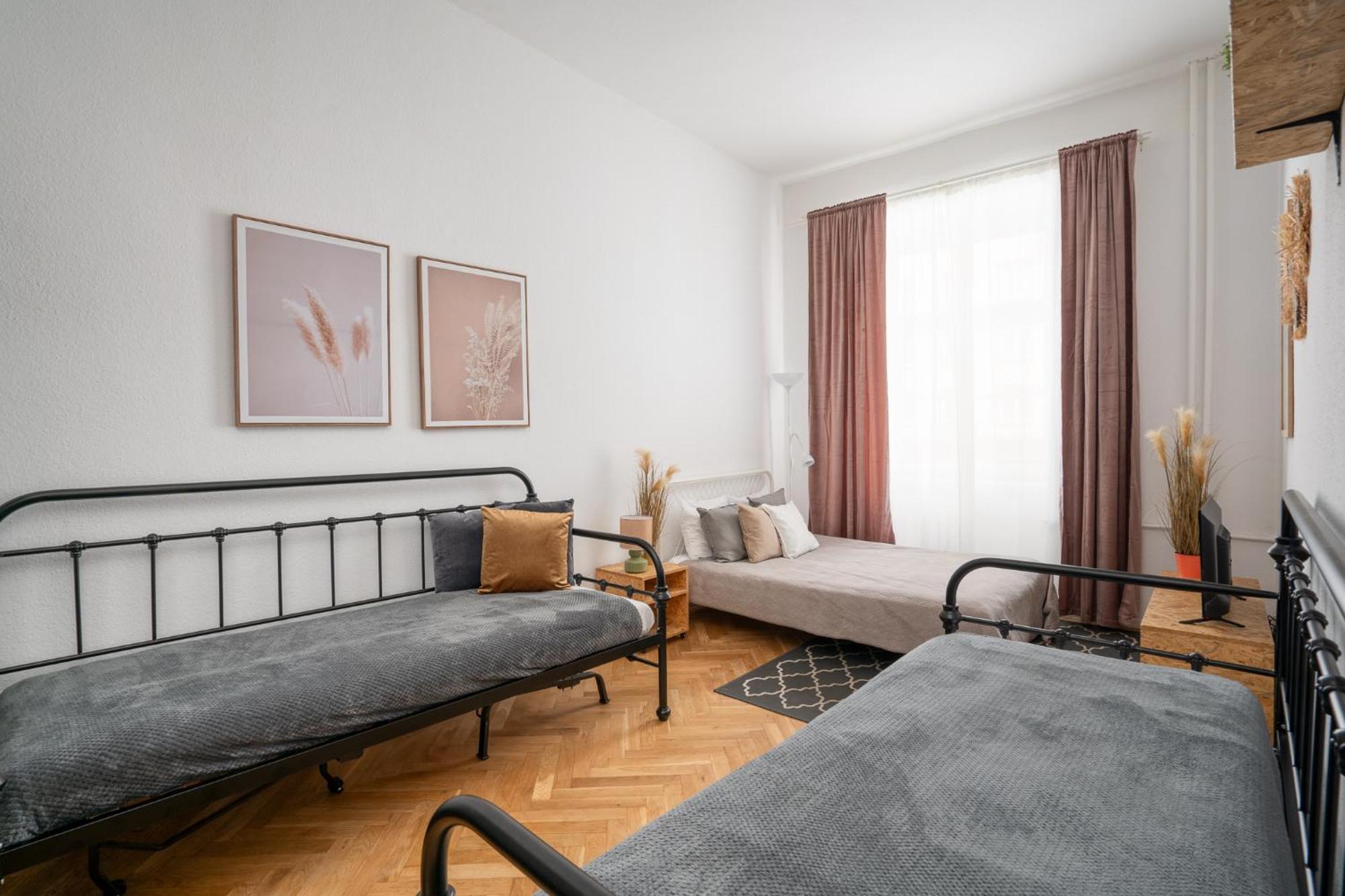 A.S. Home Swidnicka Street Wroclaw Exterior photo
